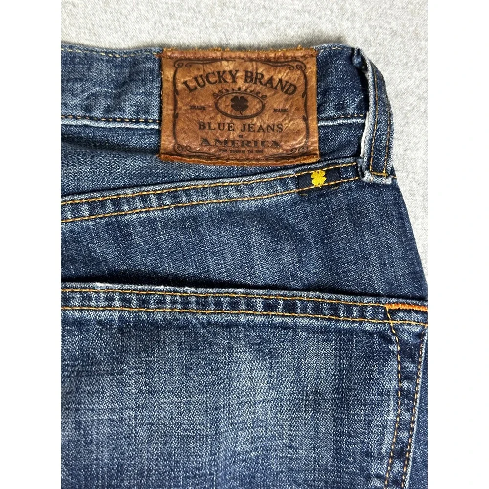 Lucky Brand 221 Original Straight Jeans Mens 36x32 Blue Medium Wash